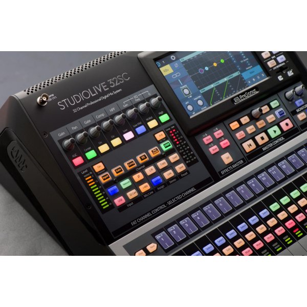 Presonus Subcompact 32-channel/22-bus digital console/recor