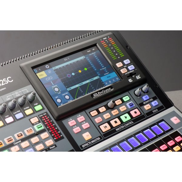 Presonus Subcompact 32-channel/22-bus digital console/recor